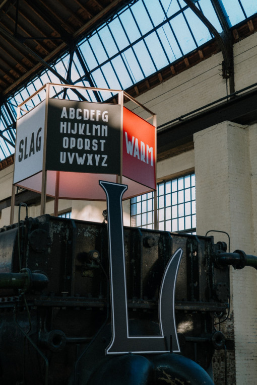 AC_EXPO (C) FEMKE HARDY