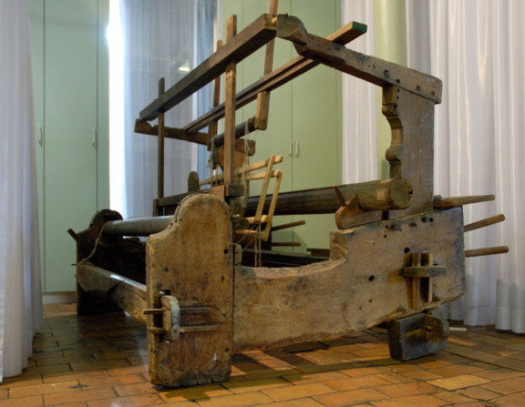 Manueel weefgetouw of pitloom_CollectieIndustriemuseum_V08270