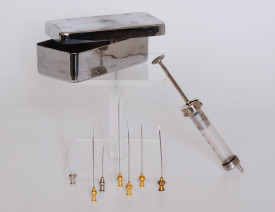 Injectiespuit. Collectie Gasthuismuseum Geel