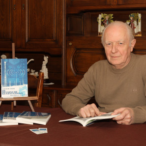 2009 Roger Arnoys